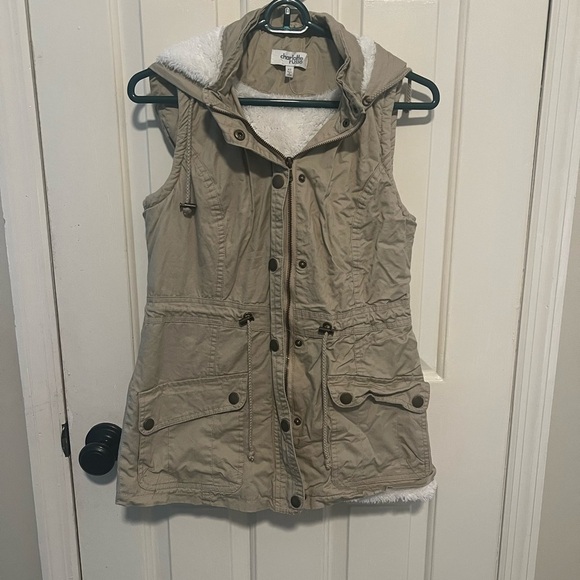 Charlotte Russe Tan Vest Chic Layering Essential - Picture 1 of 4